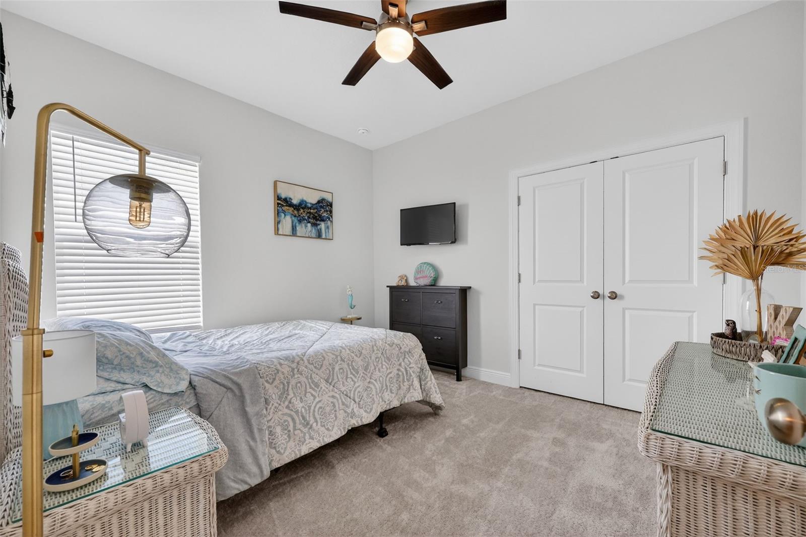 Image 21 of 57 For 11912 Richmond Trail