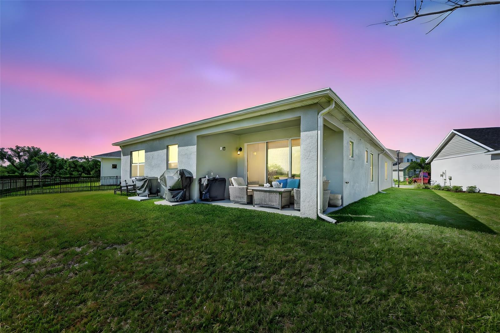 Image 33 of 57 For 11912 Richmond Trail