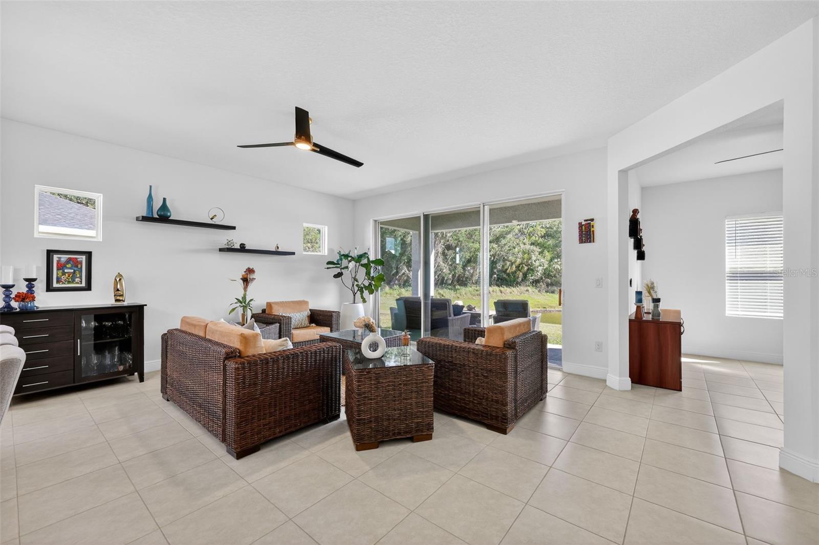 Image 6 of 57 For 11912 Richmond Trail