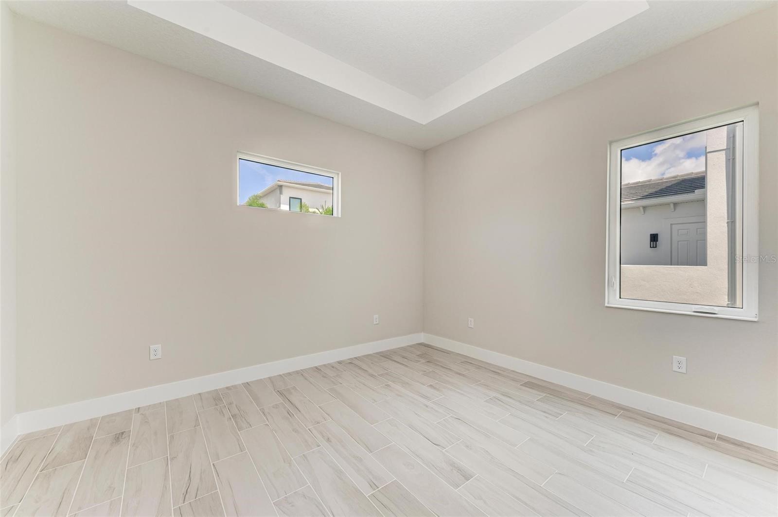 Image 28 of 33 For 6028 Cat Claw Lane