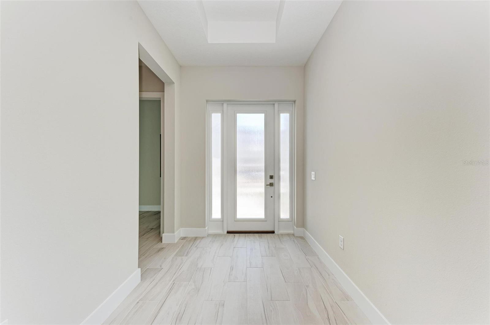 Image 3 of 33 For 6028 Cat Claw Lane