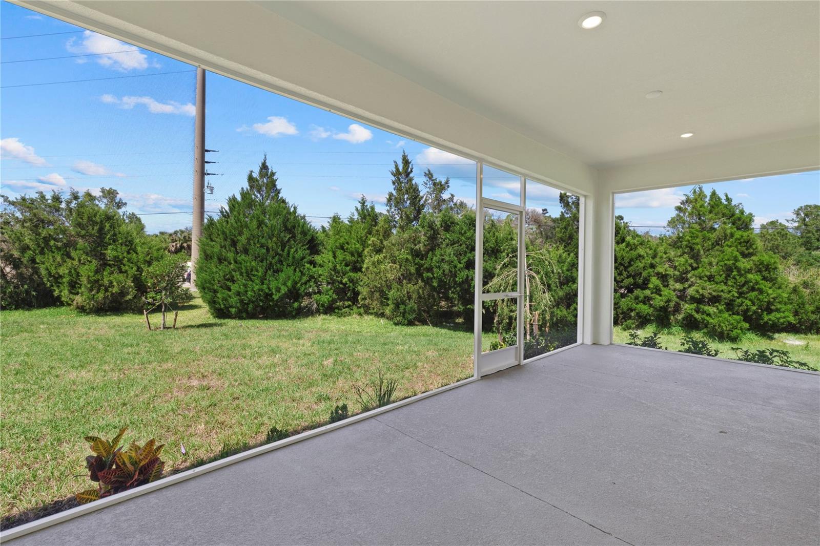 Image 22 of 23 For 7443 Seagrape Road