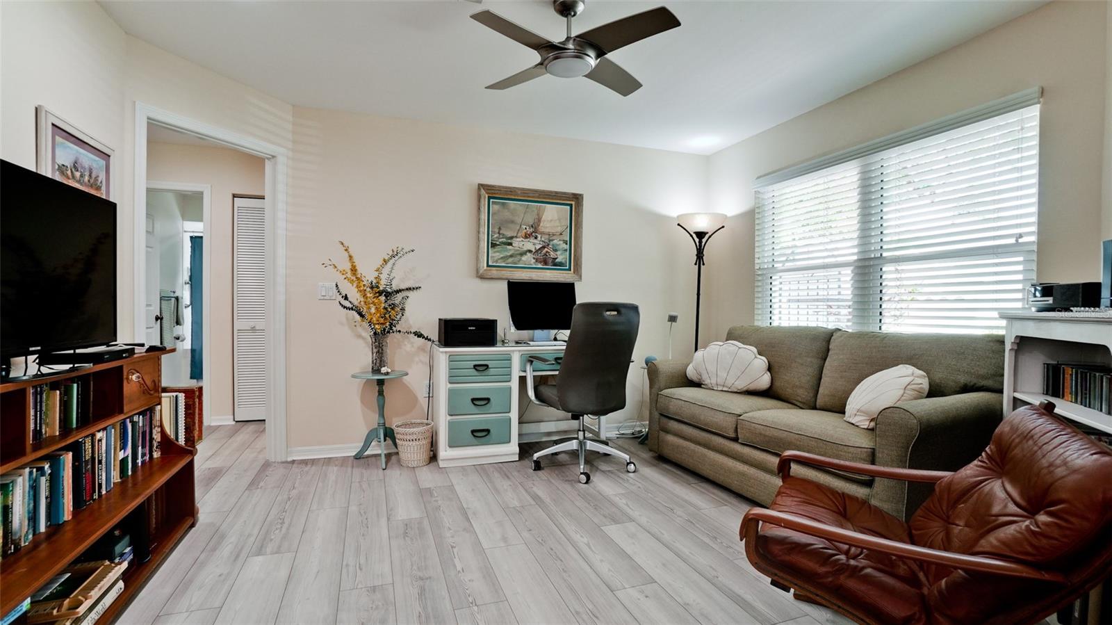 Image 14 of 41 For 11009 Jasmine Circle