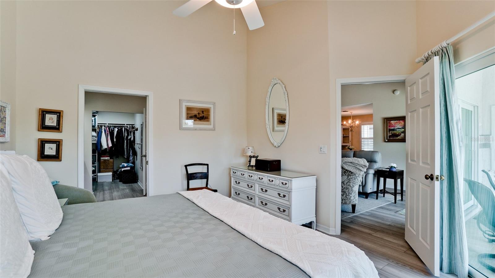 Image 20 of 41 For 11009 Jasmine Circle