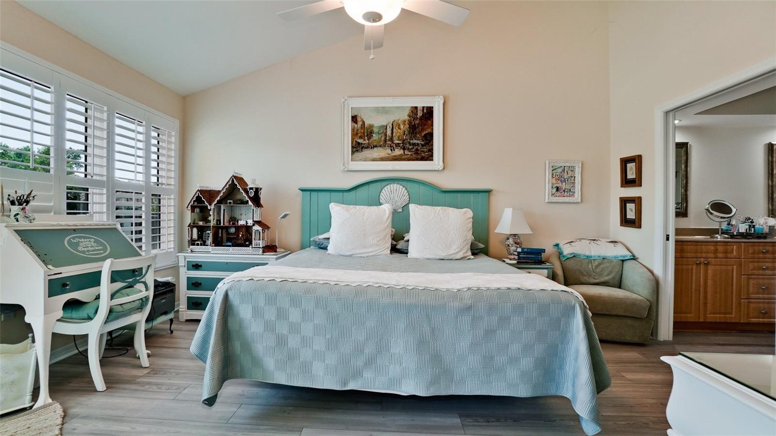 Image 21 of 41 For 11009 Jasmine Circle