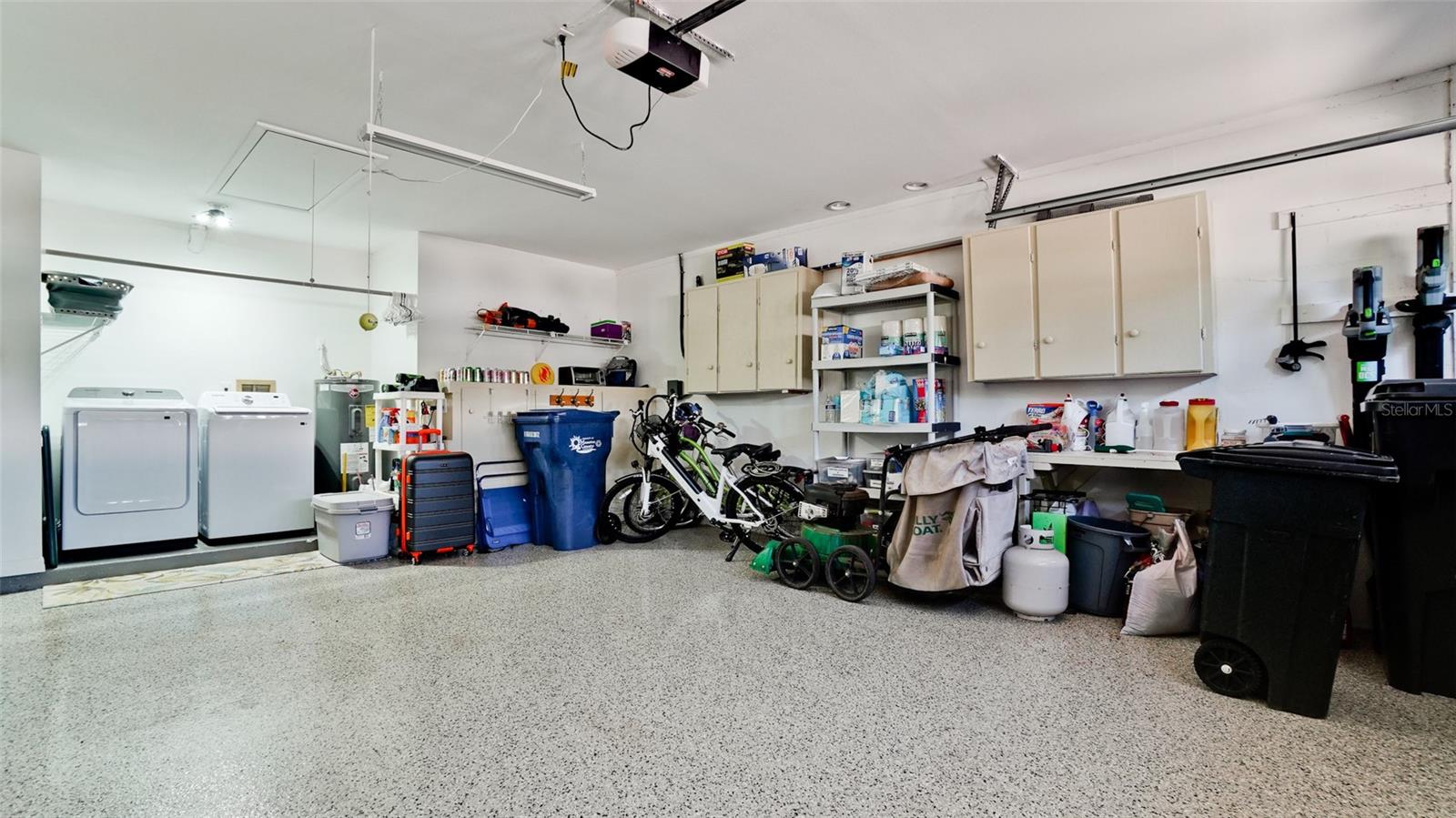 Image 32 of 41 For 11009 Jasmine Circle