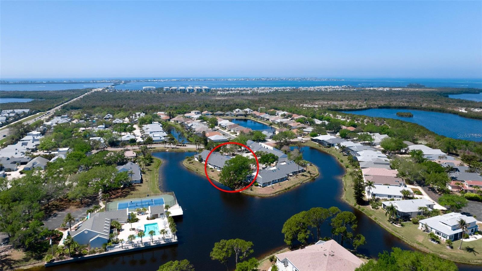 Image 39 of 41 For 11009 Jasmine Circle