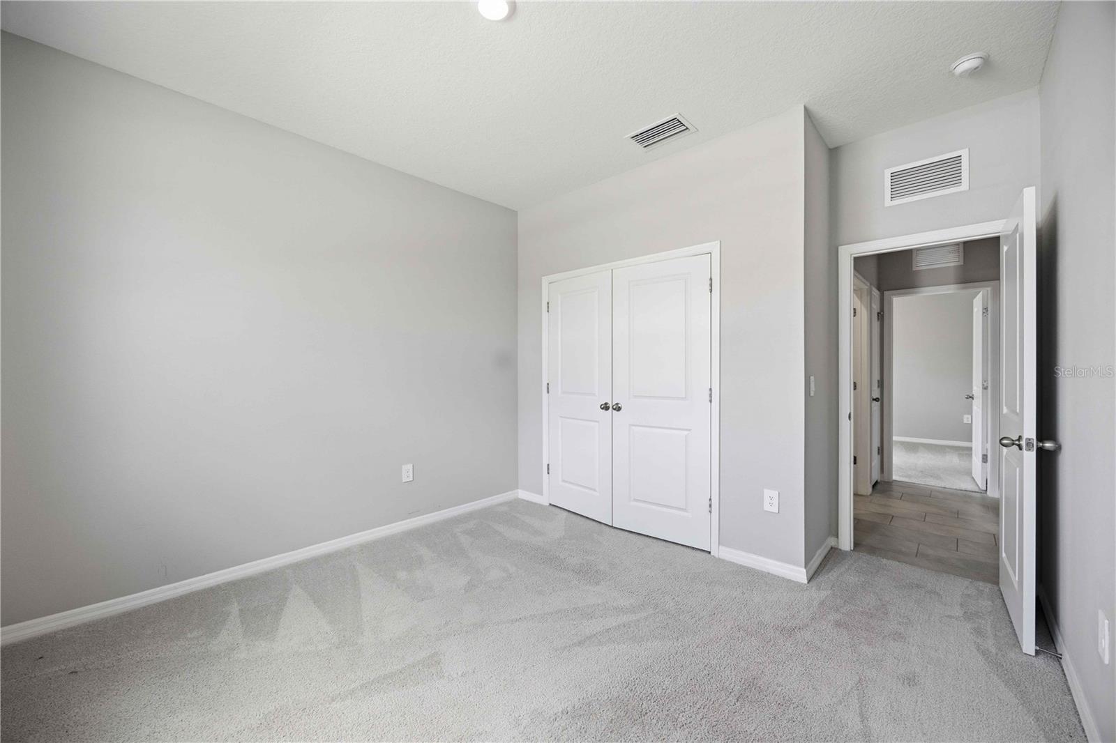 Image 22 of 51 For 5719 Woodland Sage Drive