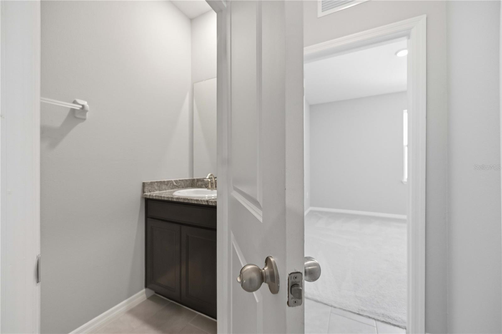 Image 30 of 51 For 5719 Woodland Sage Drive