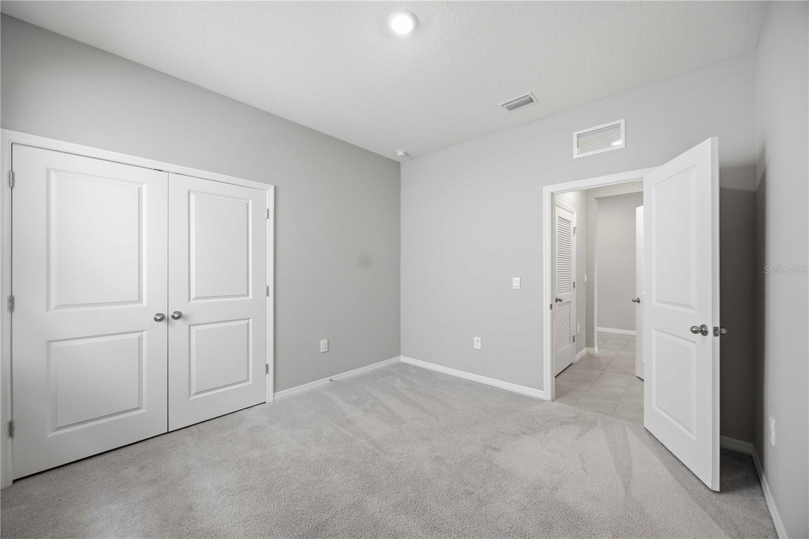 Image 32 of 51 For 5719 Woodland Sage Drive