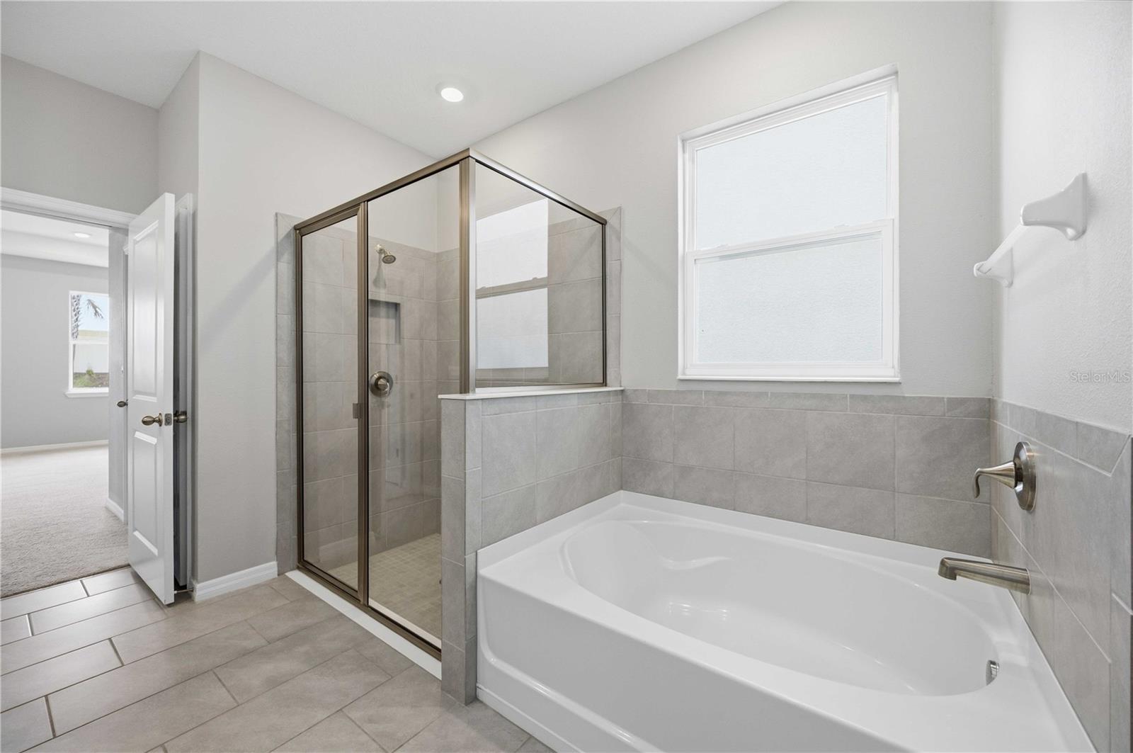 Image 35 of 51 For 5719 Woodland Sage Drive