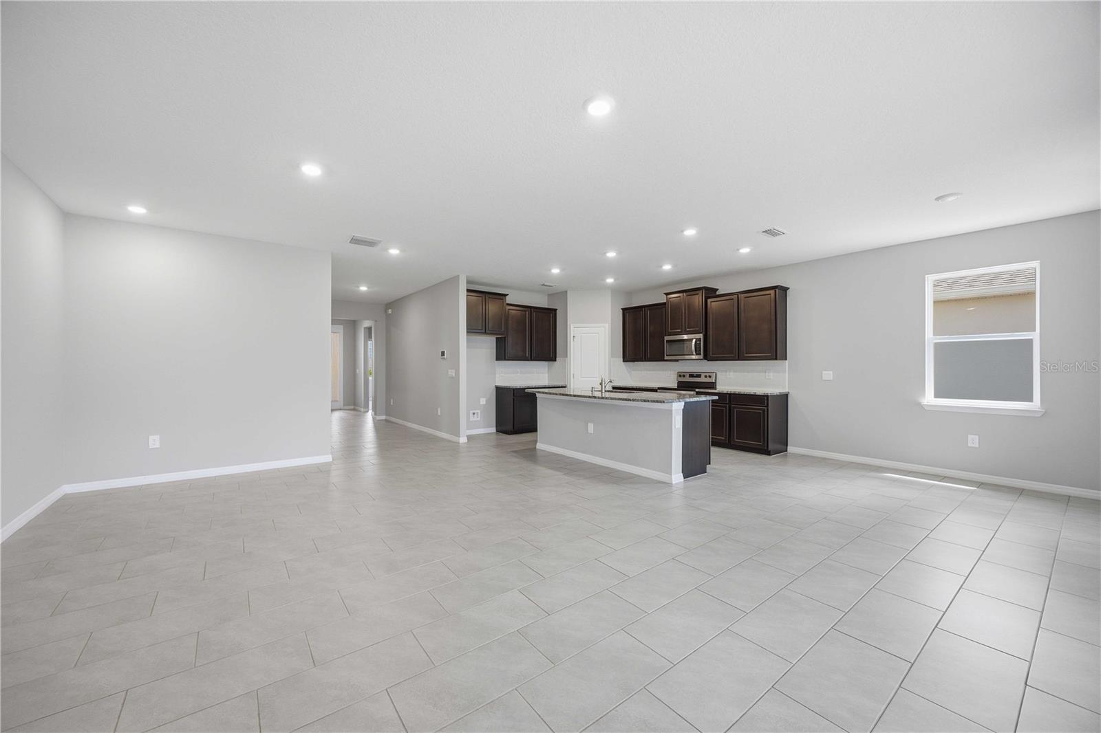 Image 7 of 51 For 5719 Woodland Sage Drive