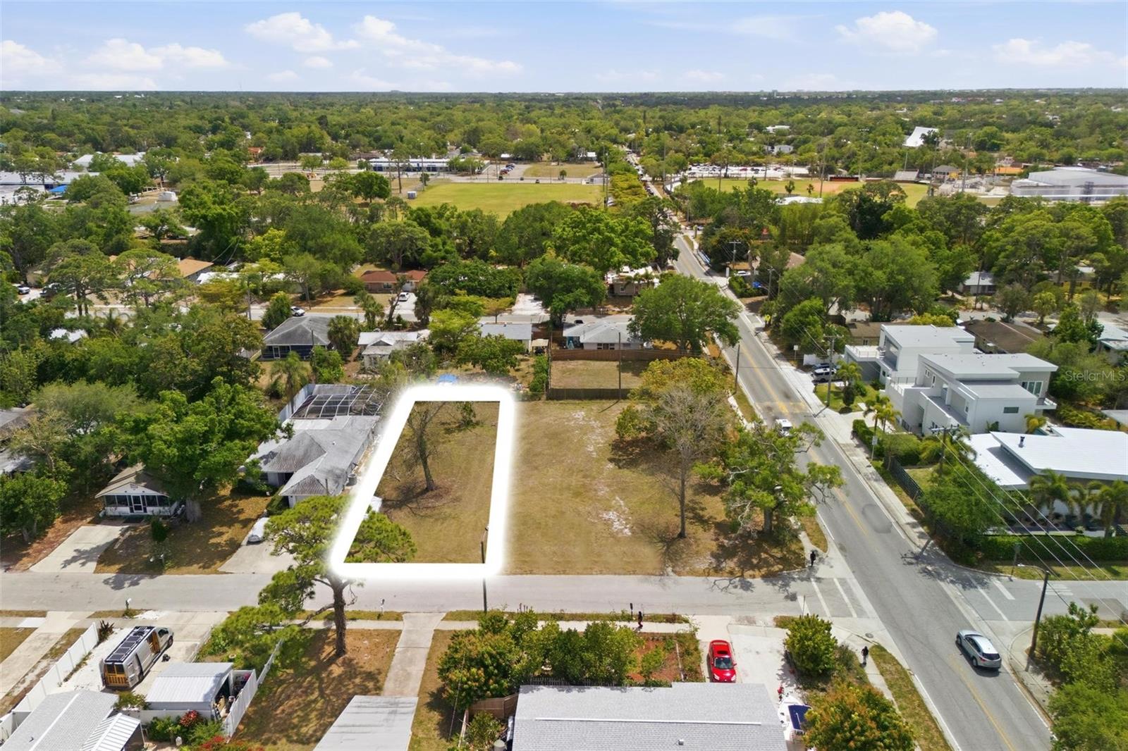 Image 2 of 16 For 0 Bay Street