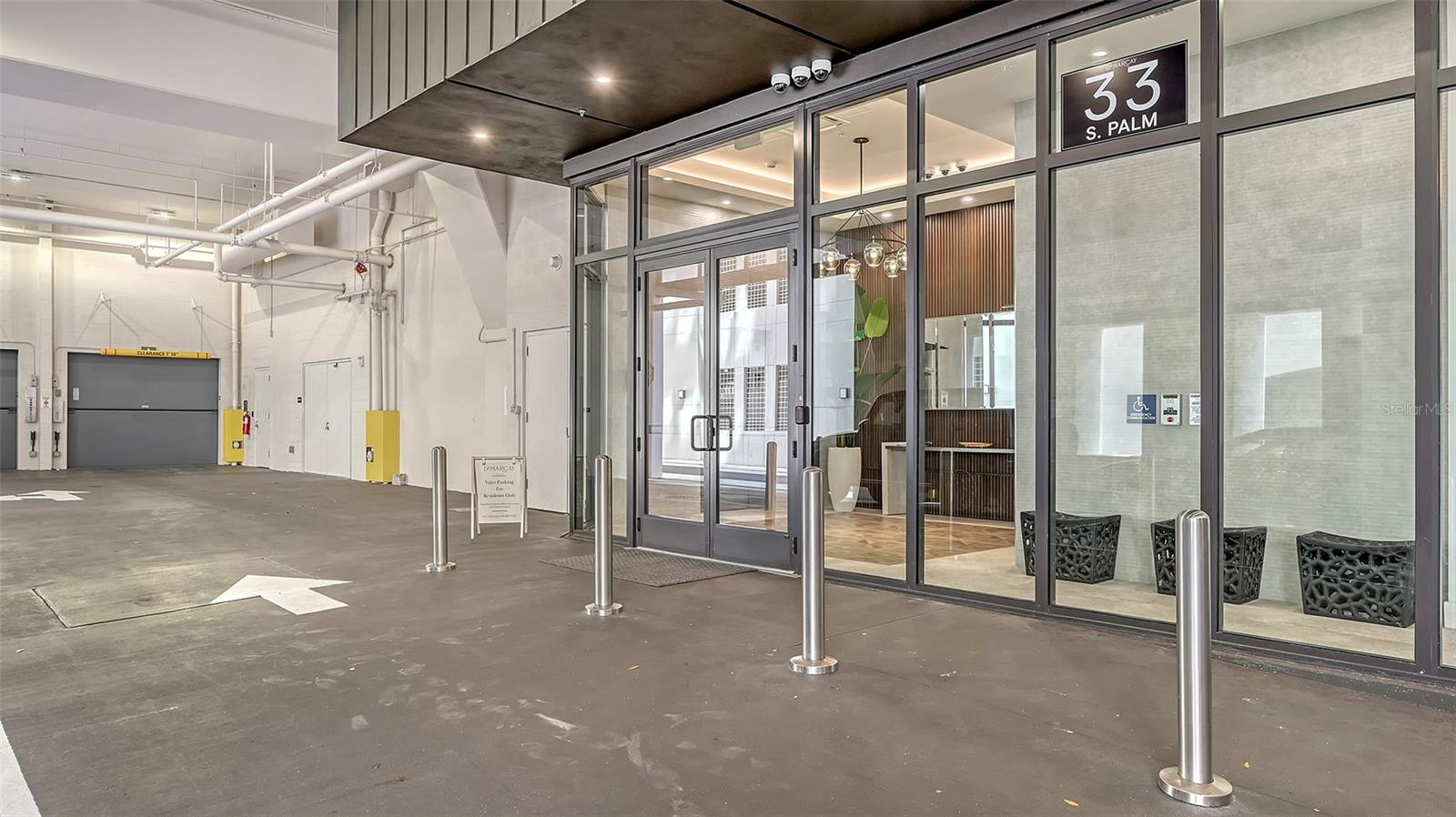 Image 53 of 88 For 33 Palm Avenue 1303