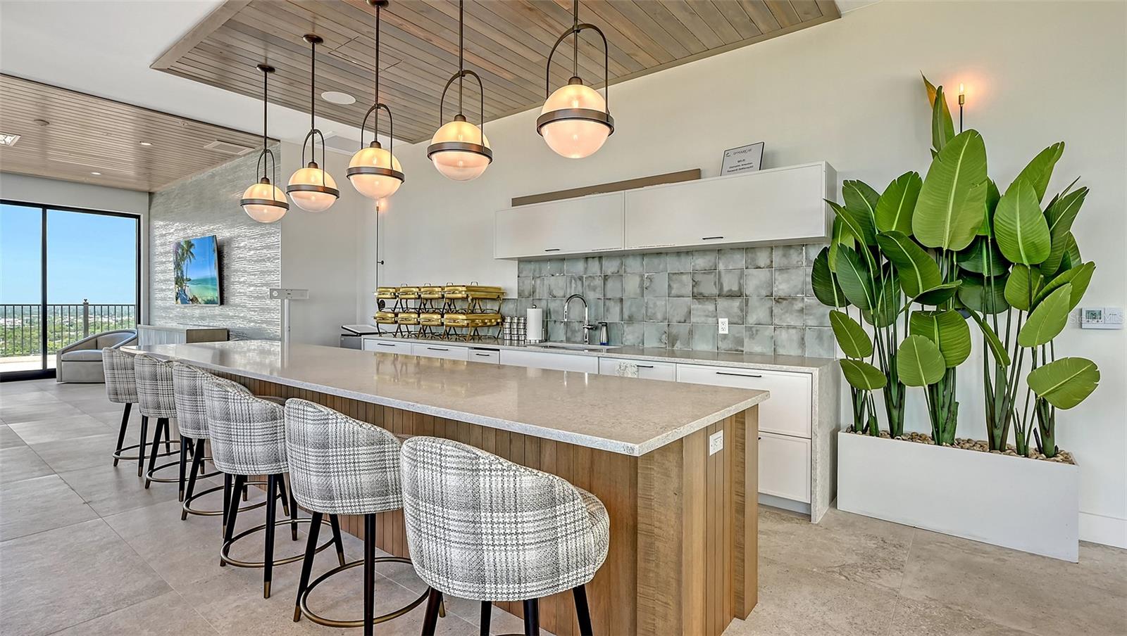 Image 62 of 88 For 33 Palm Avenue 1303