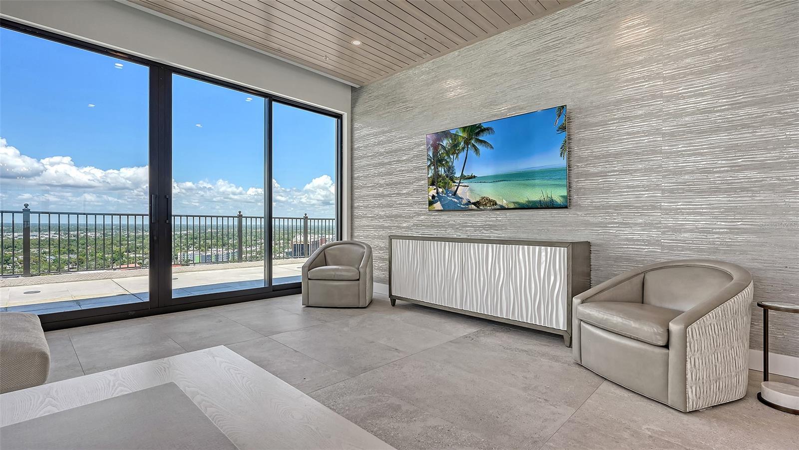 Image 64 of 88 For 33 Palm Avenue 1303