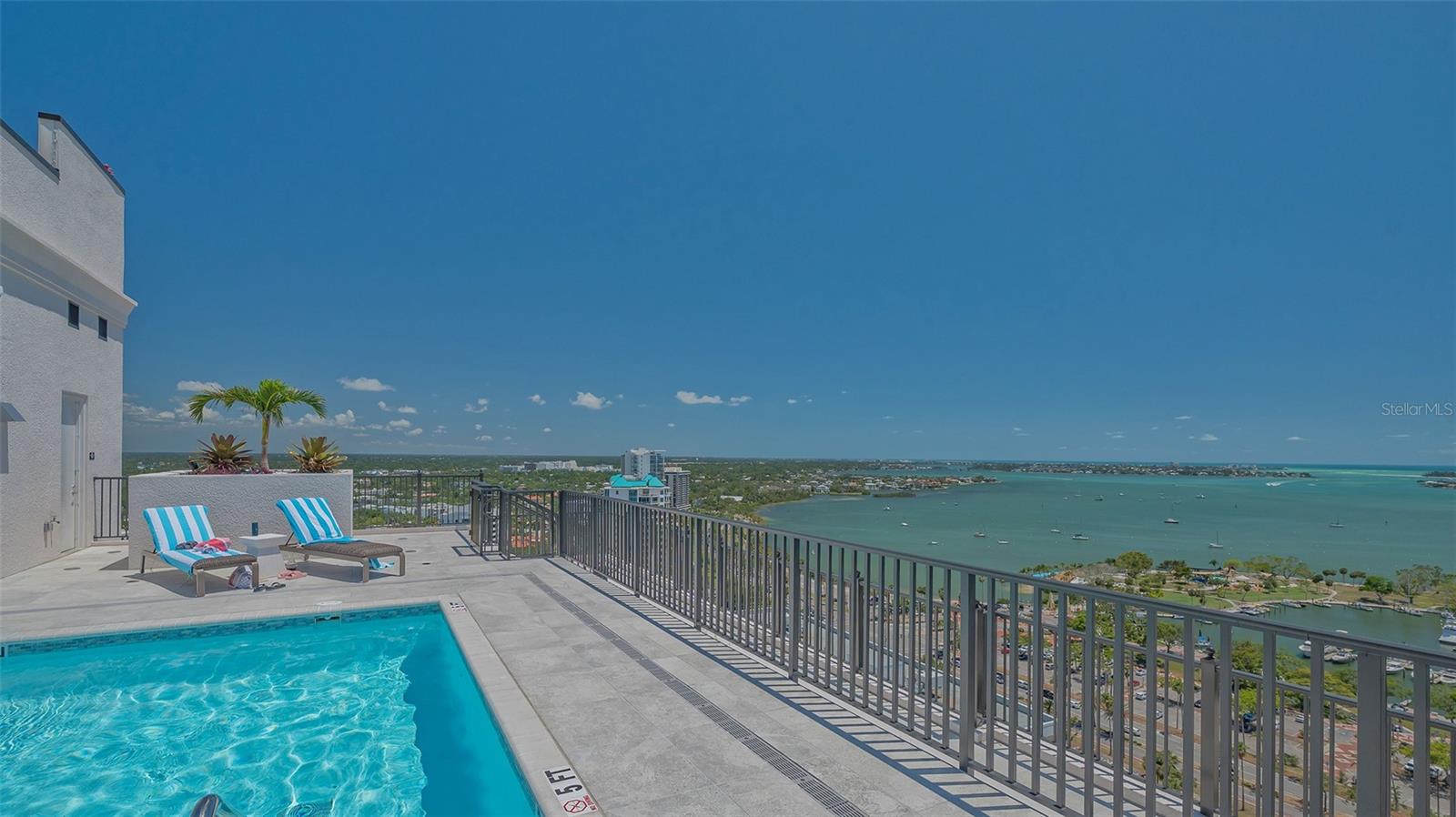 Image 71 of 88 For 33 Palm Avenue 1303