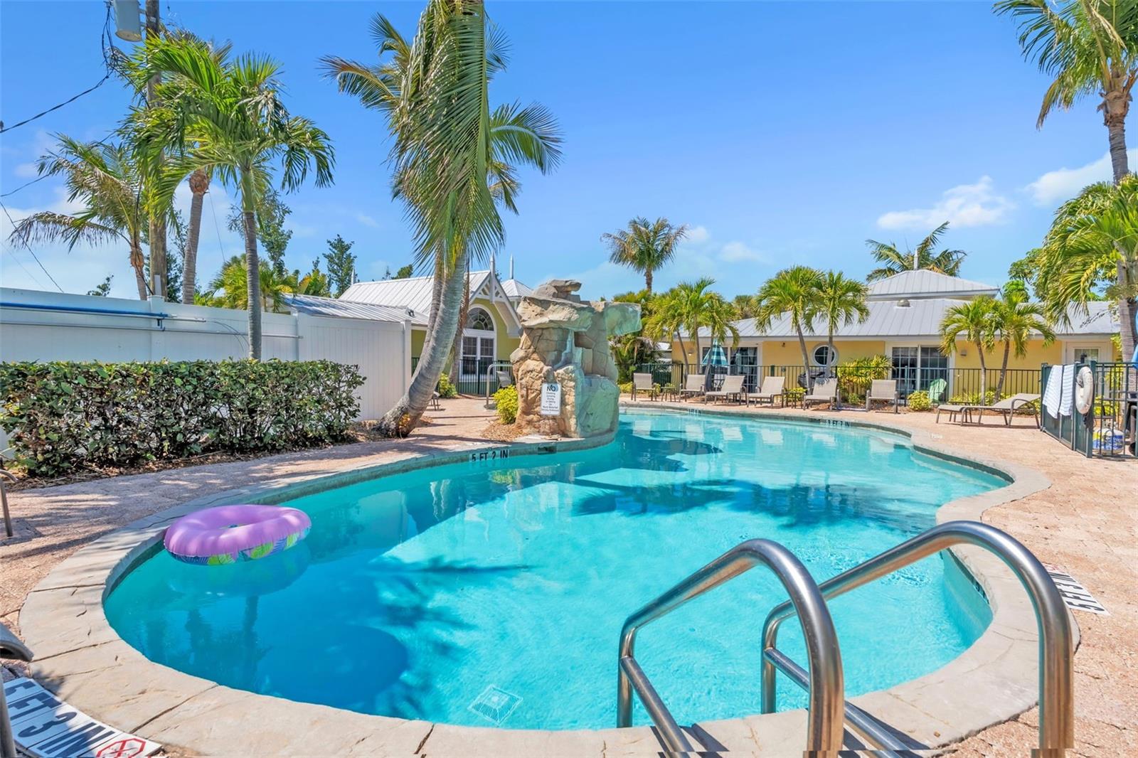 Image 38 of 48 For 215 67th Street 6