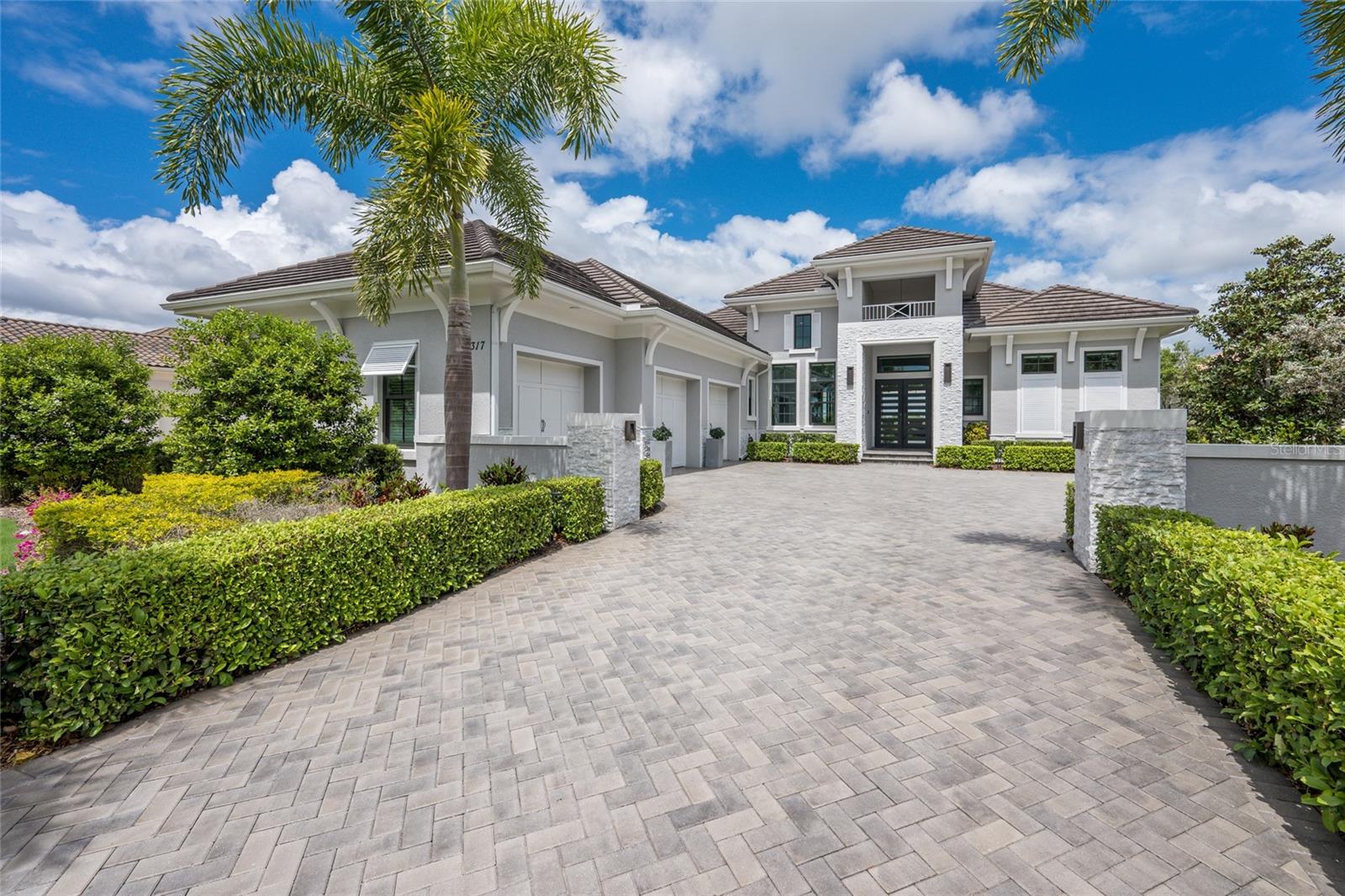 Image 4 of 58 For 16317 Daysailor Trail