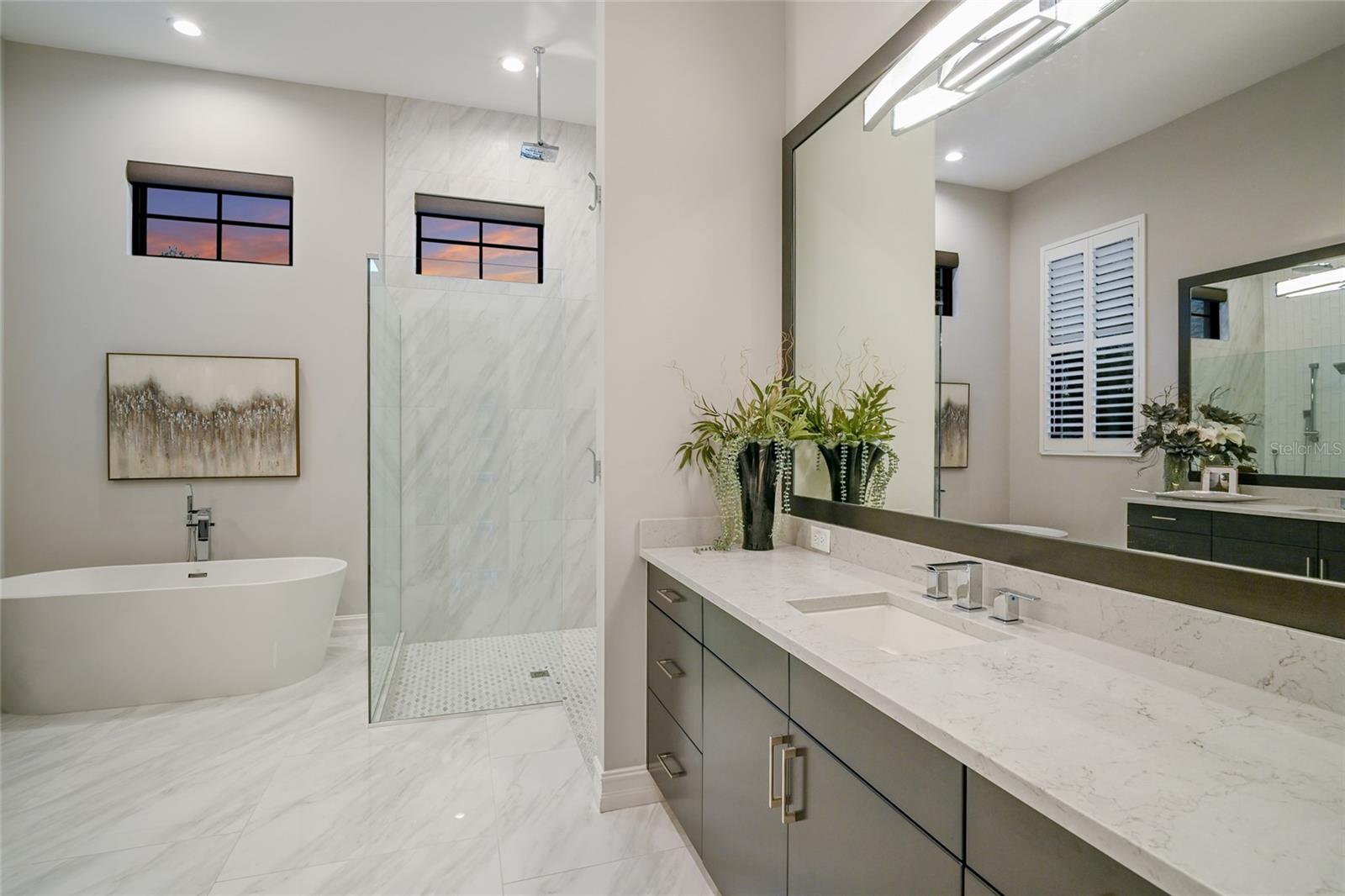 Image 45 of 58 For 16317 Daysailor Trail