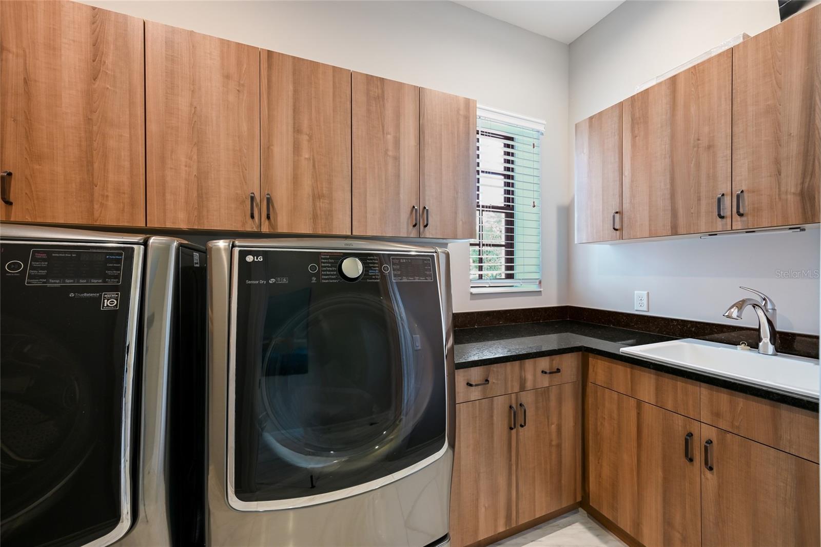 Image 54 of 58 For 16317 Daysailor Trail