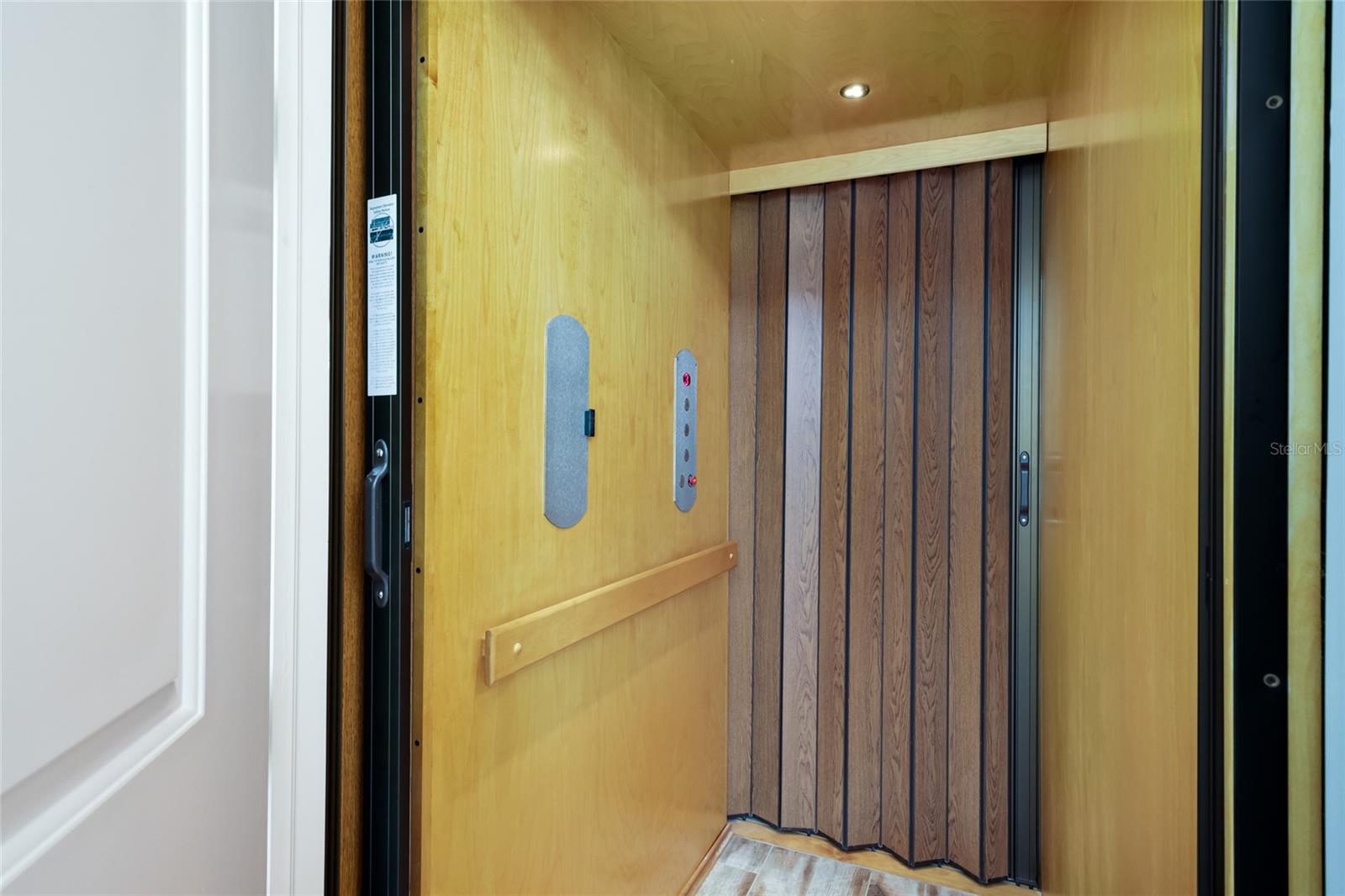 Image 38 of 79 For 318 Compass Point Drive 202