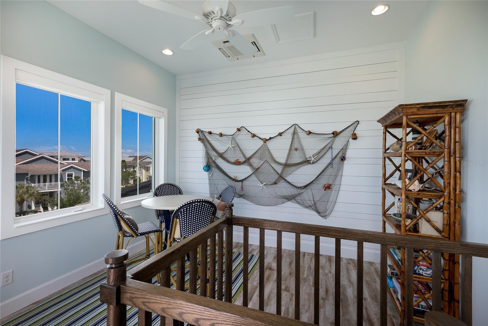 Image 39 of 79 For 318 Compass Point Drive 202