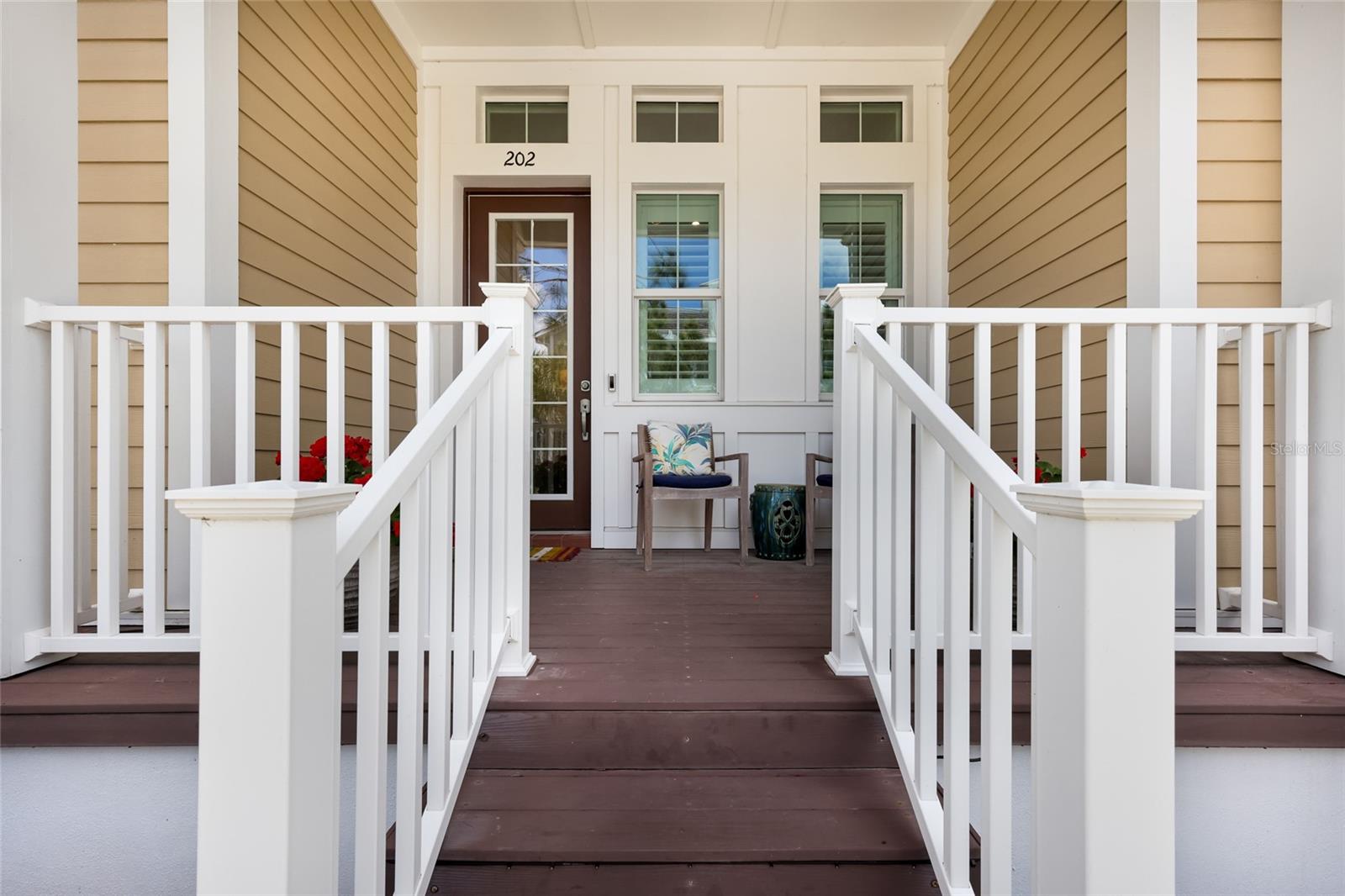 Image 4 of 79 For 318 Compass Point Drive 202