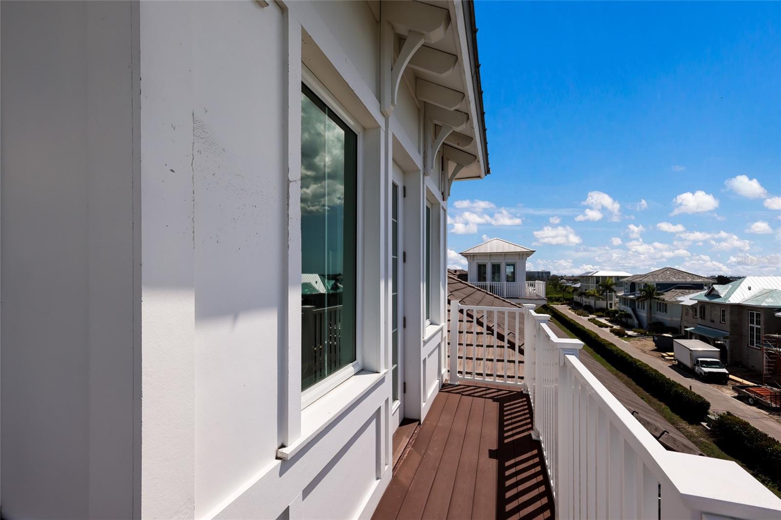 Image 41 of 79 For 318 Compass Point Drive 202