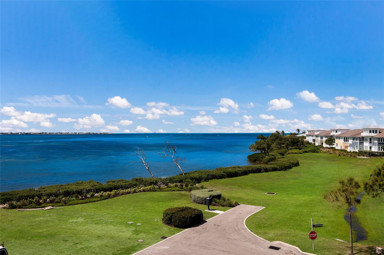 Image 42 of 79 For 318 Compass Point Drive 202