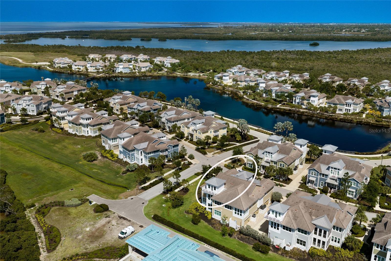 Image 49 of 79 For 318 Compass Point Drive 202