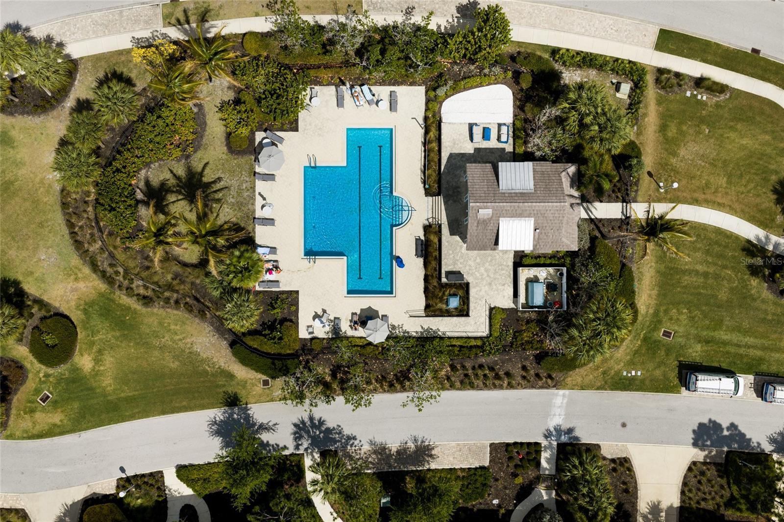 Image 52 of 79 For 318 Compass Point Drive 202