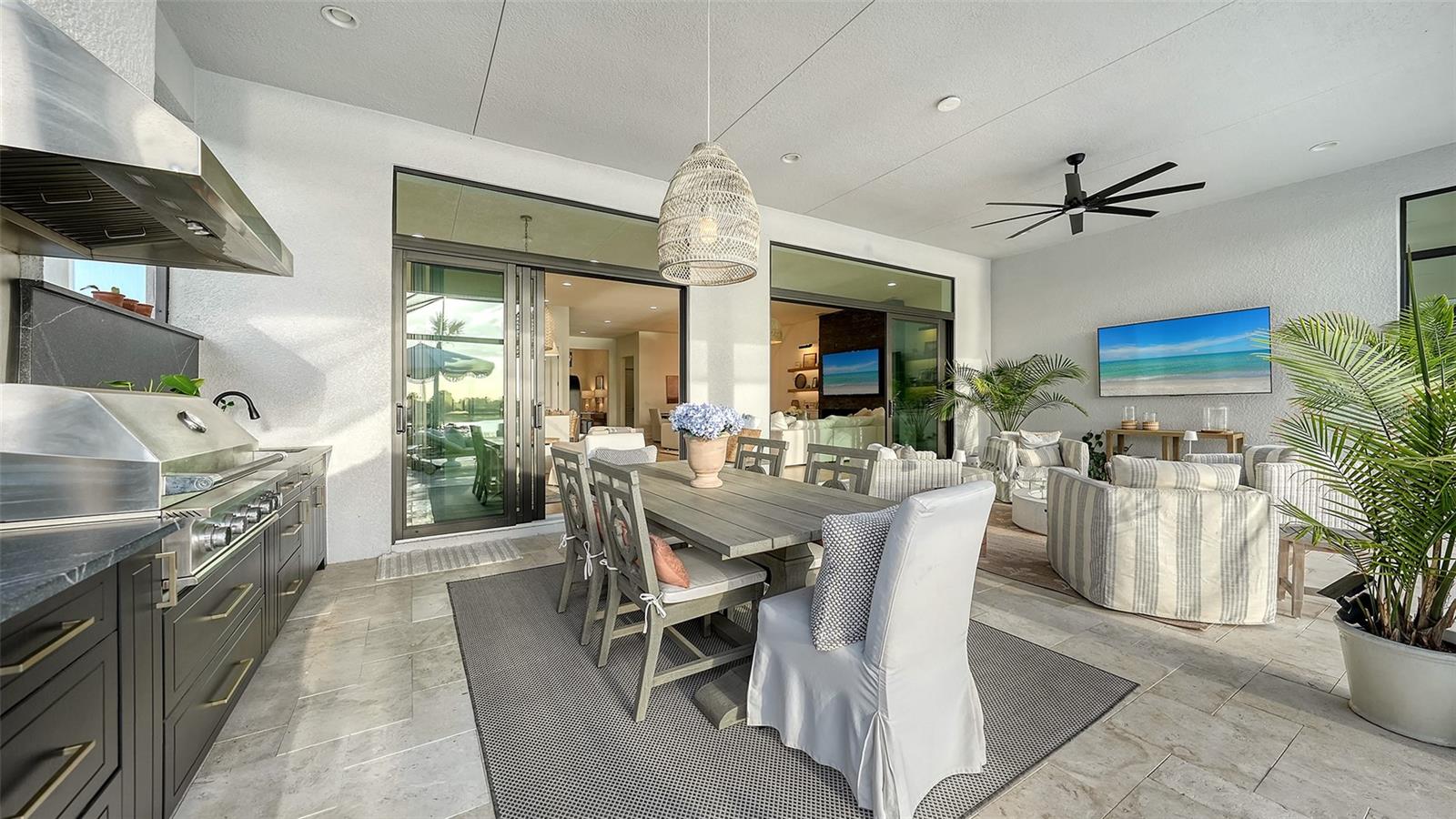 Listing photo id 58 for 4513 Mondrian Court