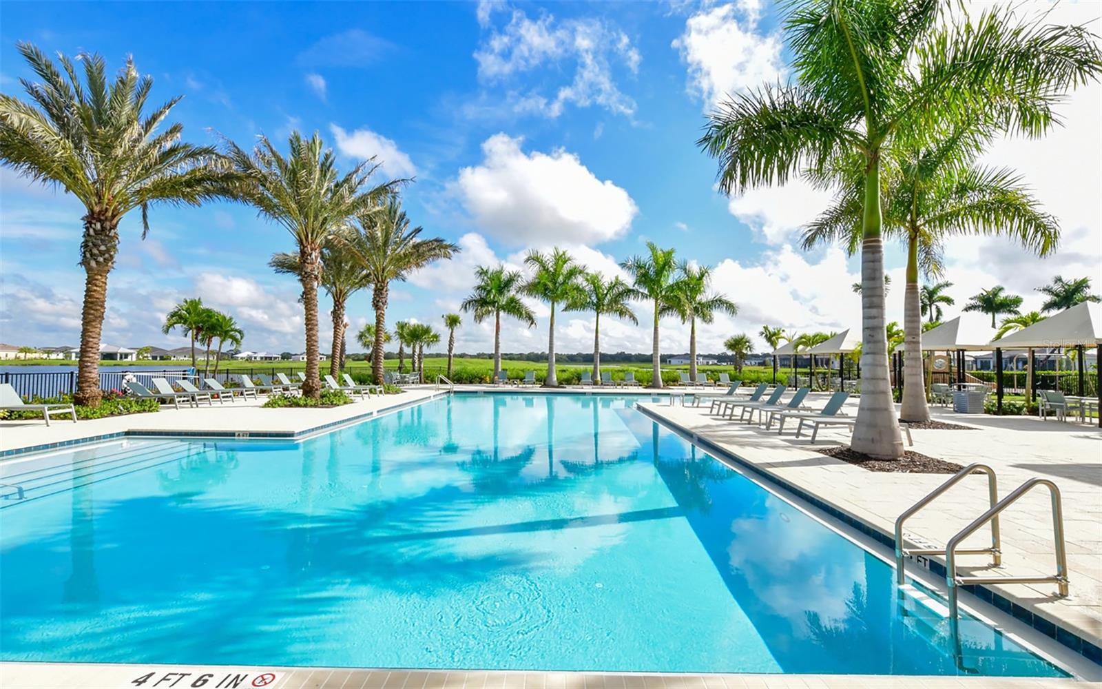 Listing photo id 79 for 4513 Mondrian Court