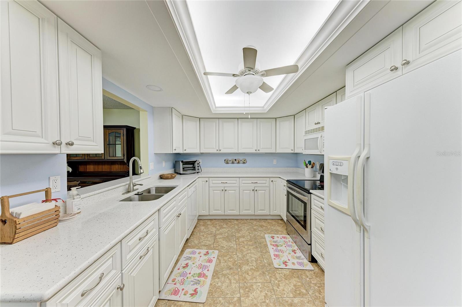 Image 11 of 39 For 7160 Fairway Bend Cir