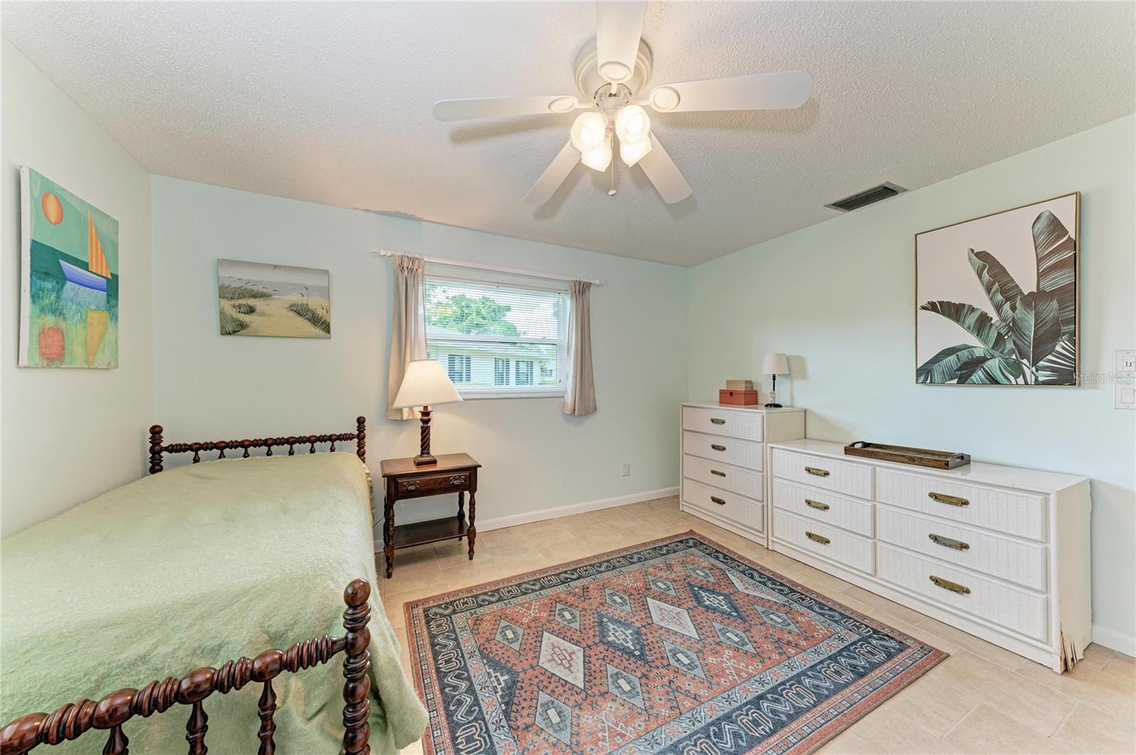 Image 25 of 39 For 7160 Fairway Bend Cir