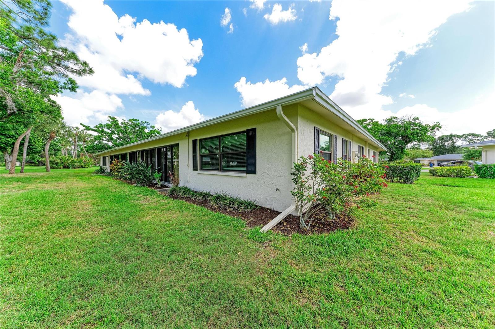 Image 35 of 39 For 7160 Fairway Bend Cir