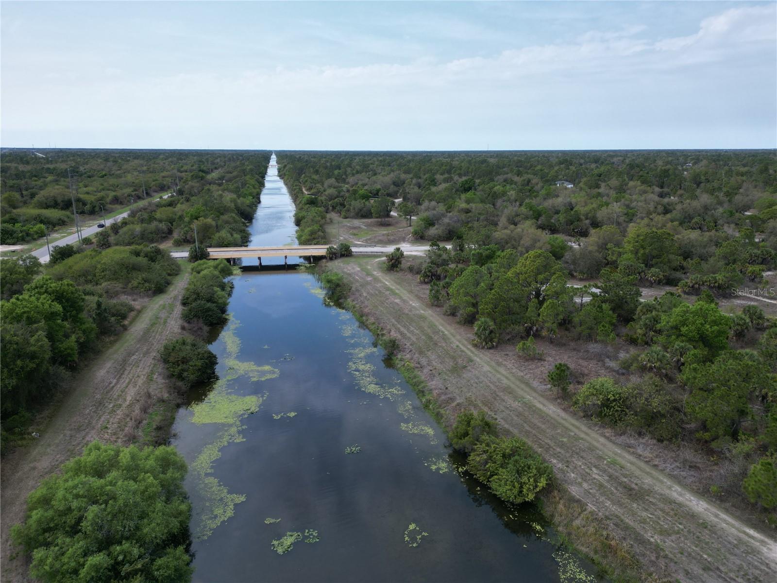 Image 4 of 6 For S Raintree Boulevard