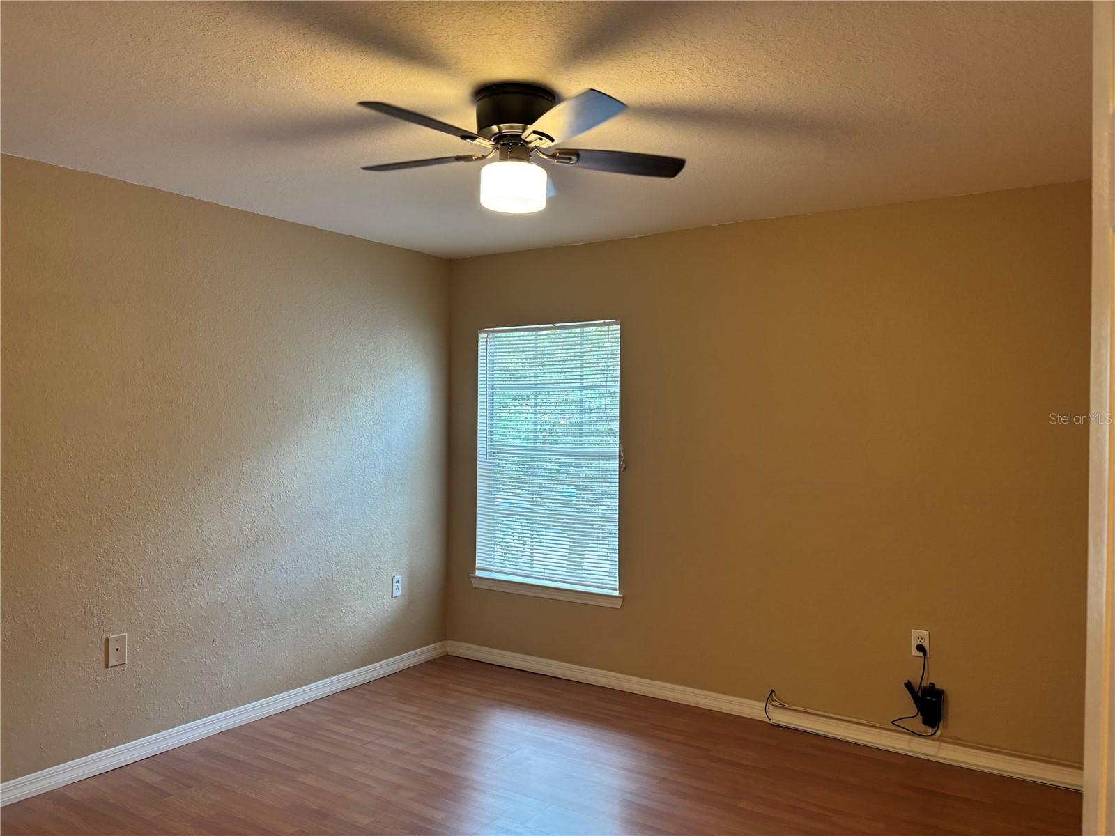 Image 10 of 23 For 7411 Vista Way 203