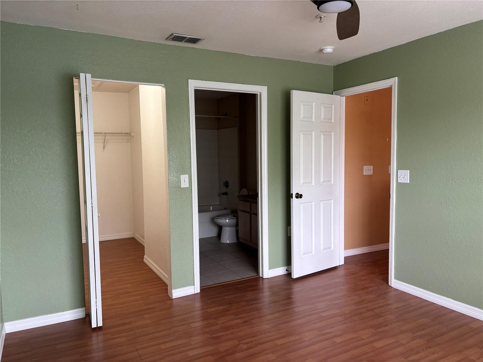 Image 15 of 23 For 7411 Vista Way 203