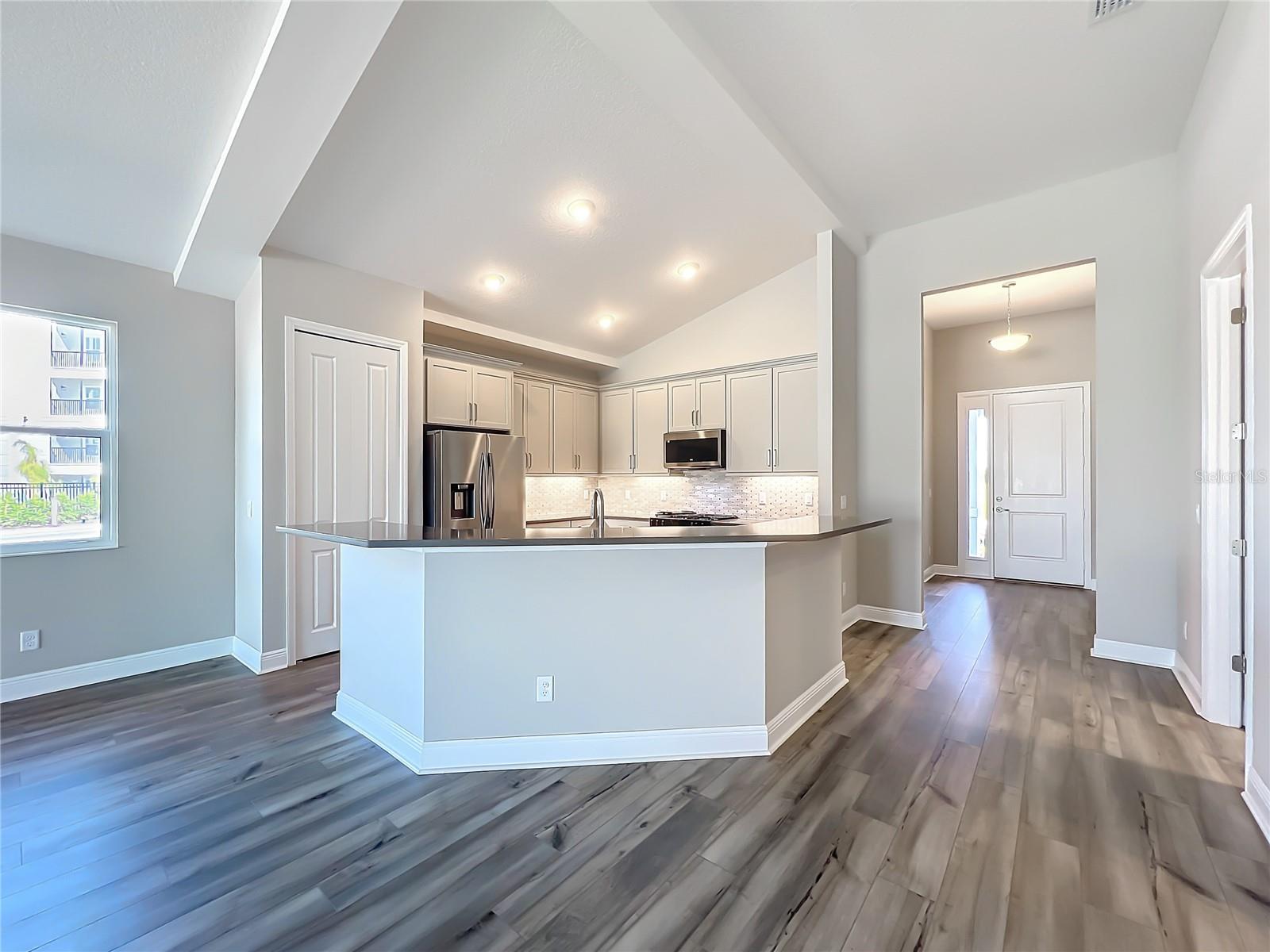 Image 17 of 70 For 10006 Degas Terrace