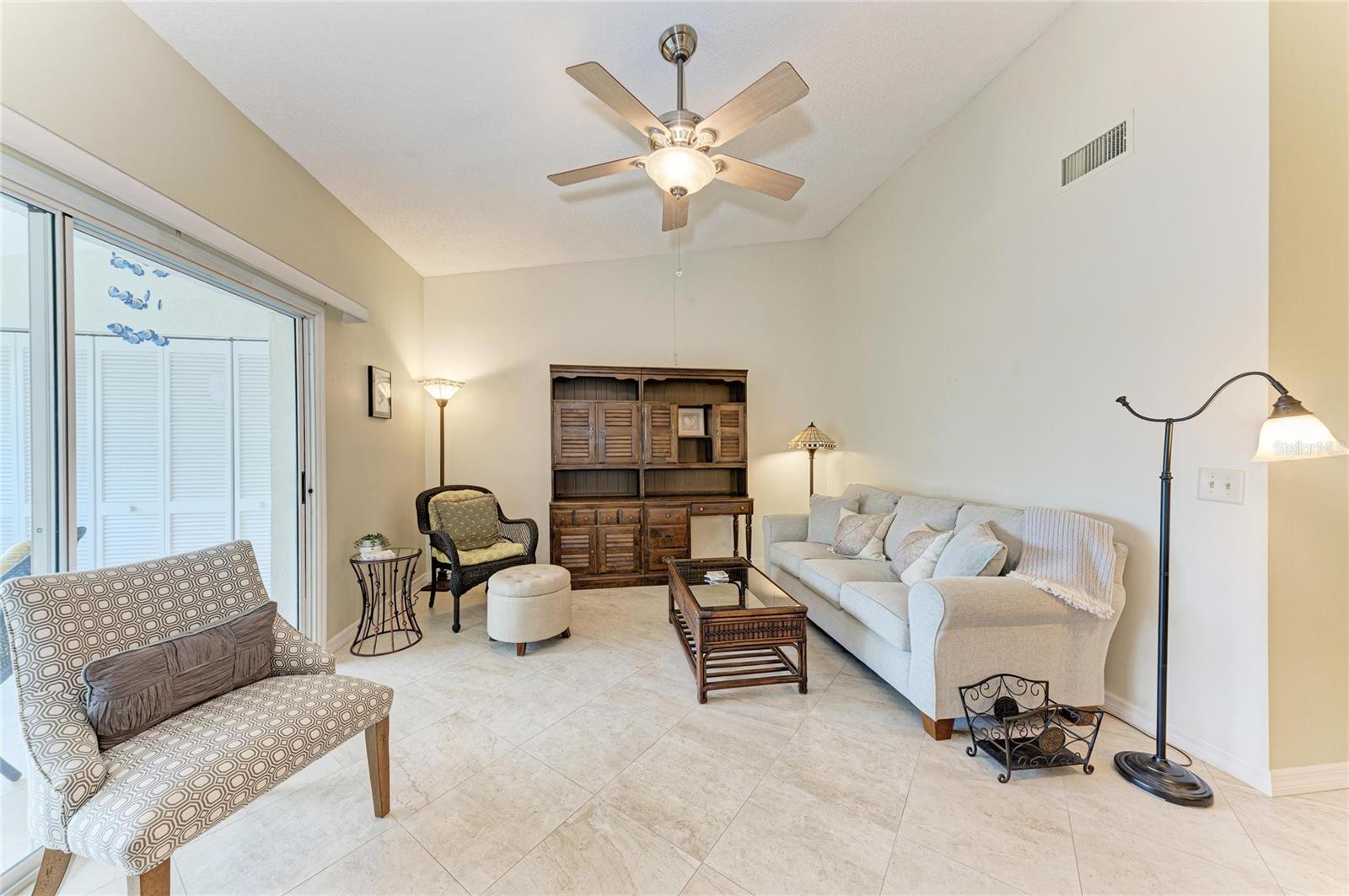 Image 12 of 51 For 7201 29th Ave Dr W 303