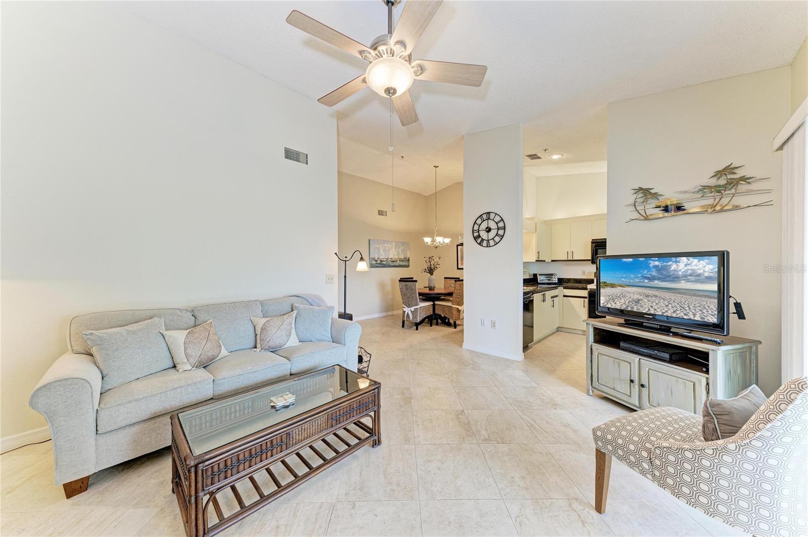 Image 13 of 51 For 7201 29th Ave Dr W 303