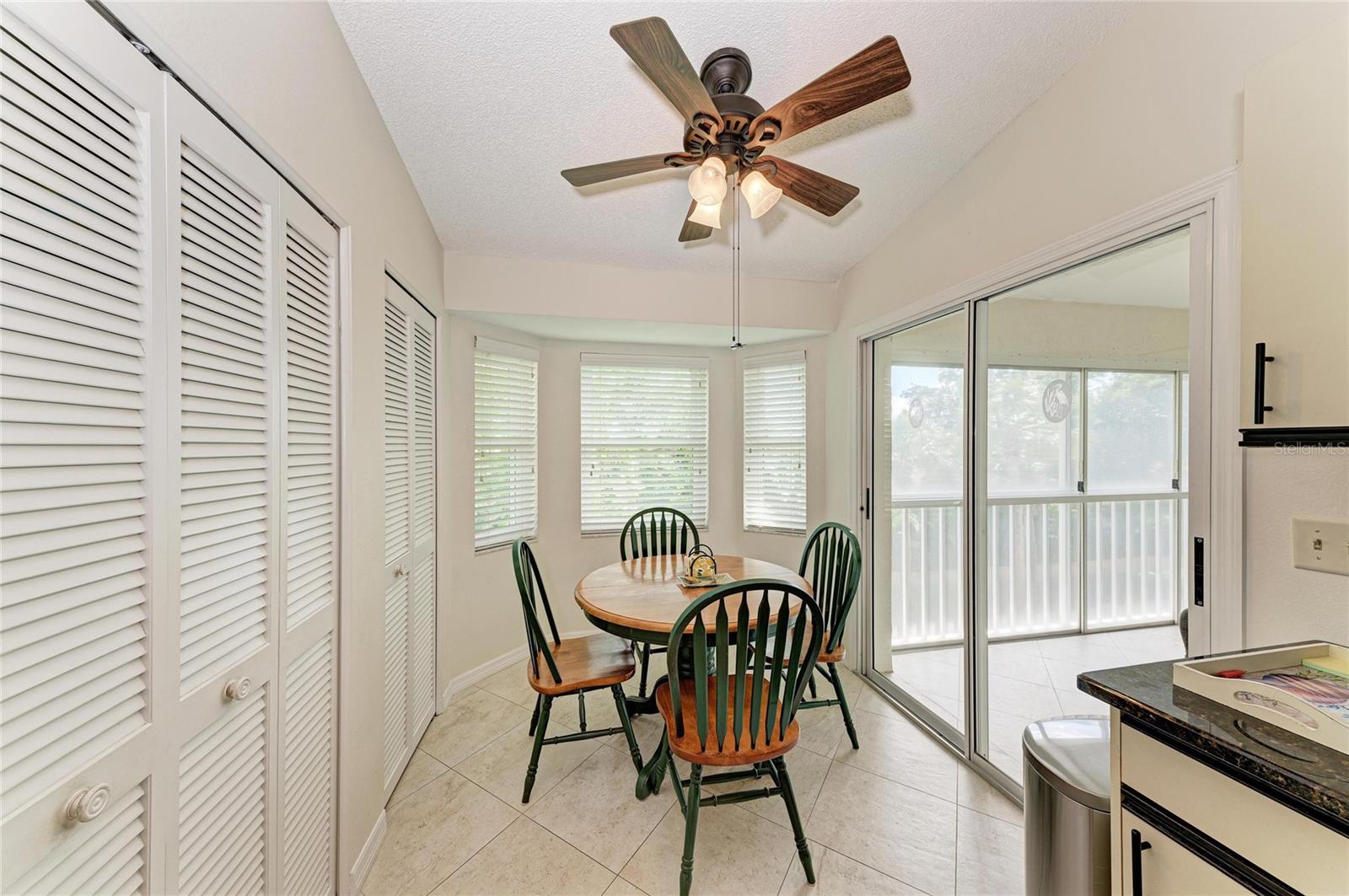 Image 16 of 51 For 7201 29th Ave Dr W 303