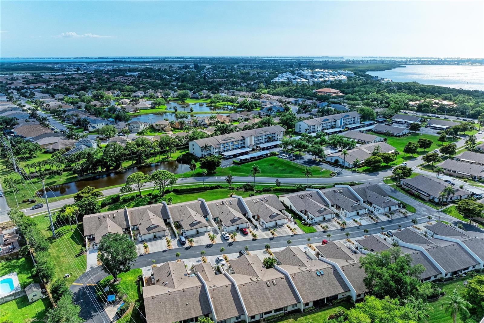 Image 39 of 51 For 7201 29th Ave Dr W 303