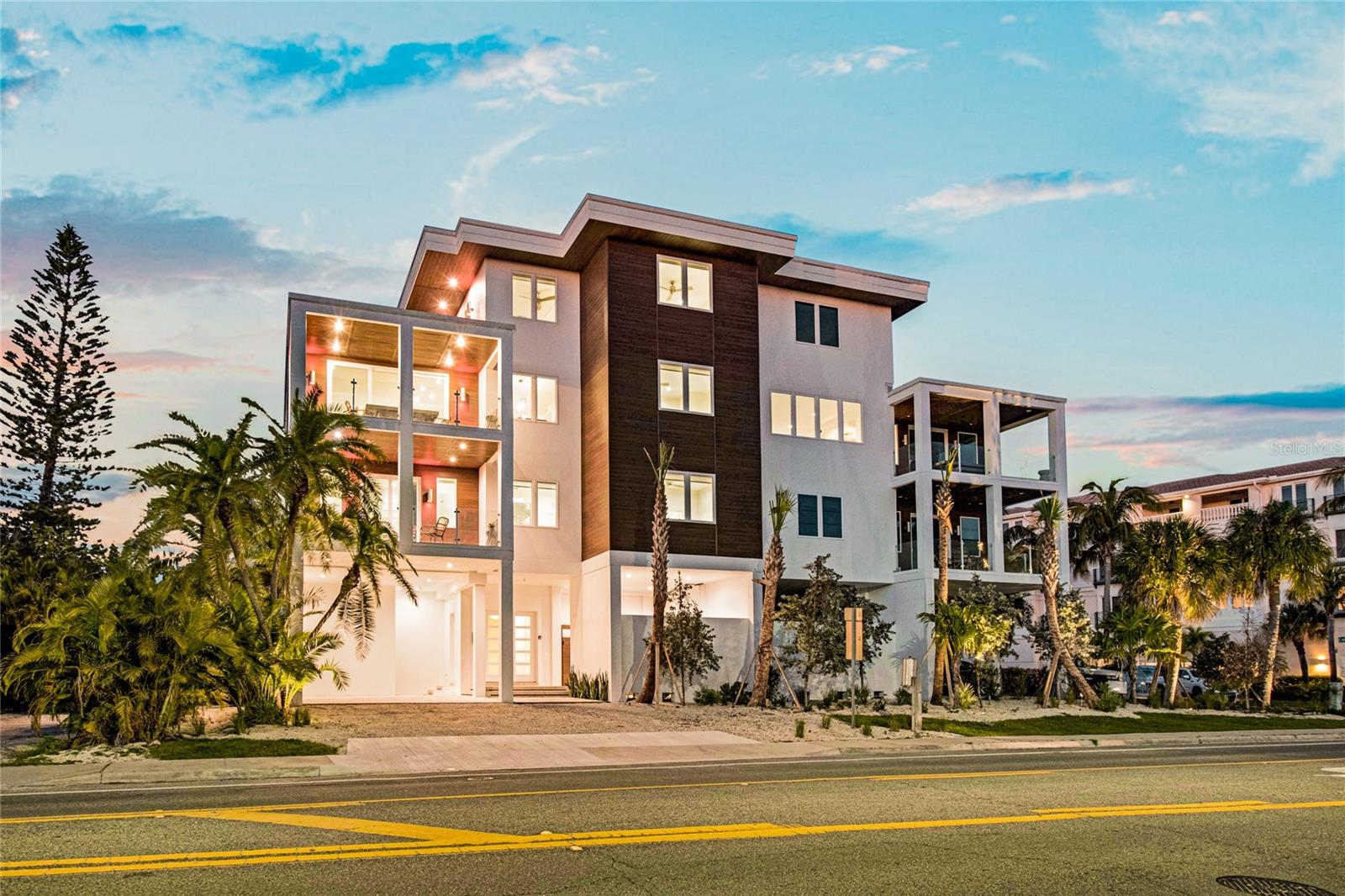 Details for 329 Beach Road A, SARASOTA, FL 34242