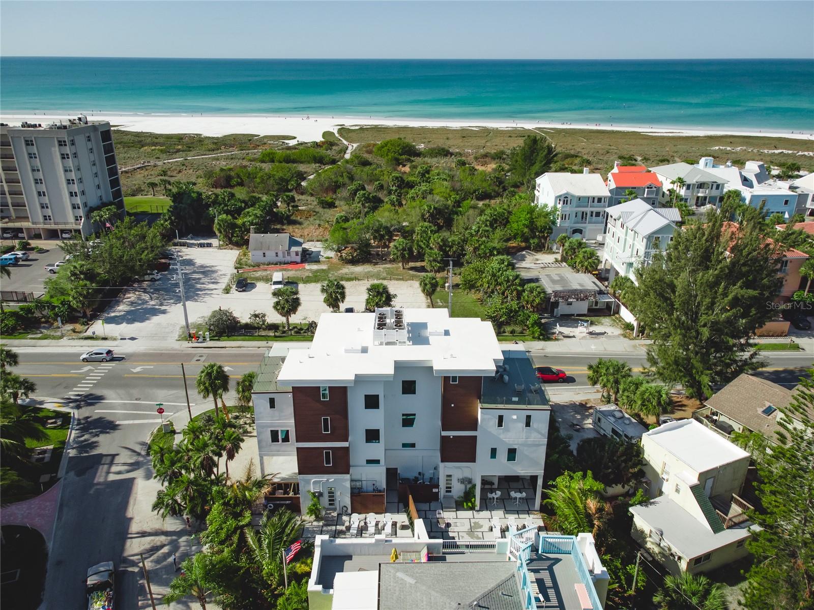 Image 2 of 51 For 329 Beach Road A