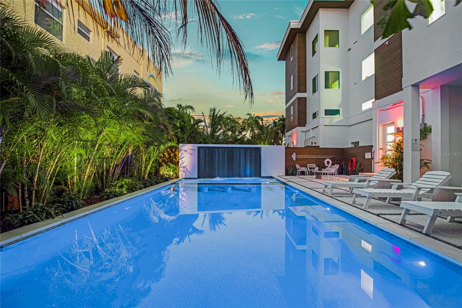 Image 6 of 51 For 329 Beach Road A