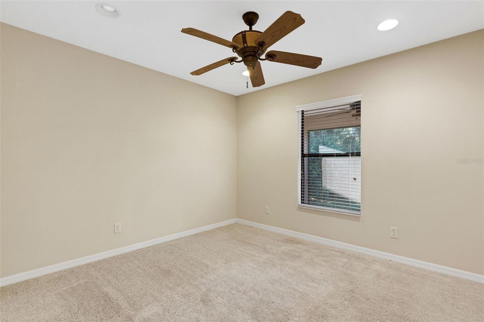 Image 17 of 25 For 222 San Casciano Lane