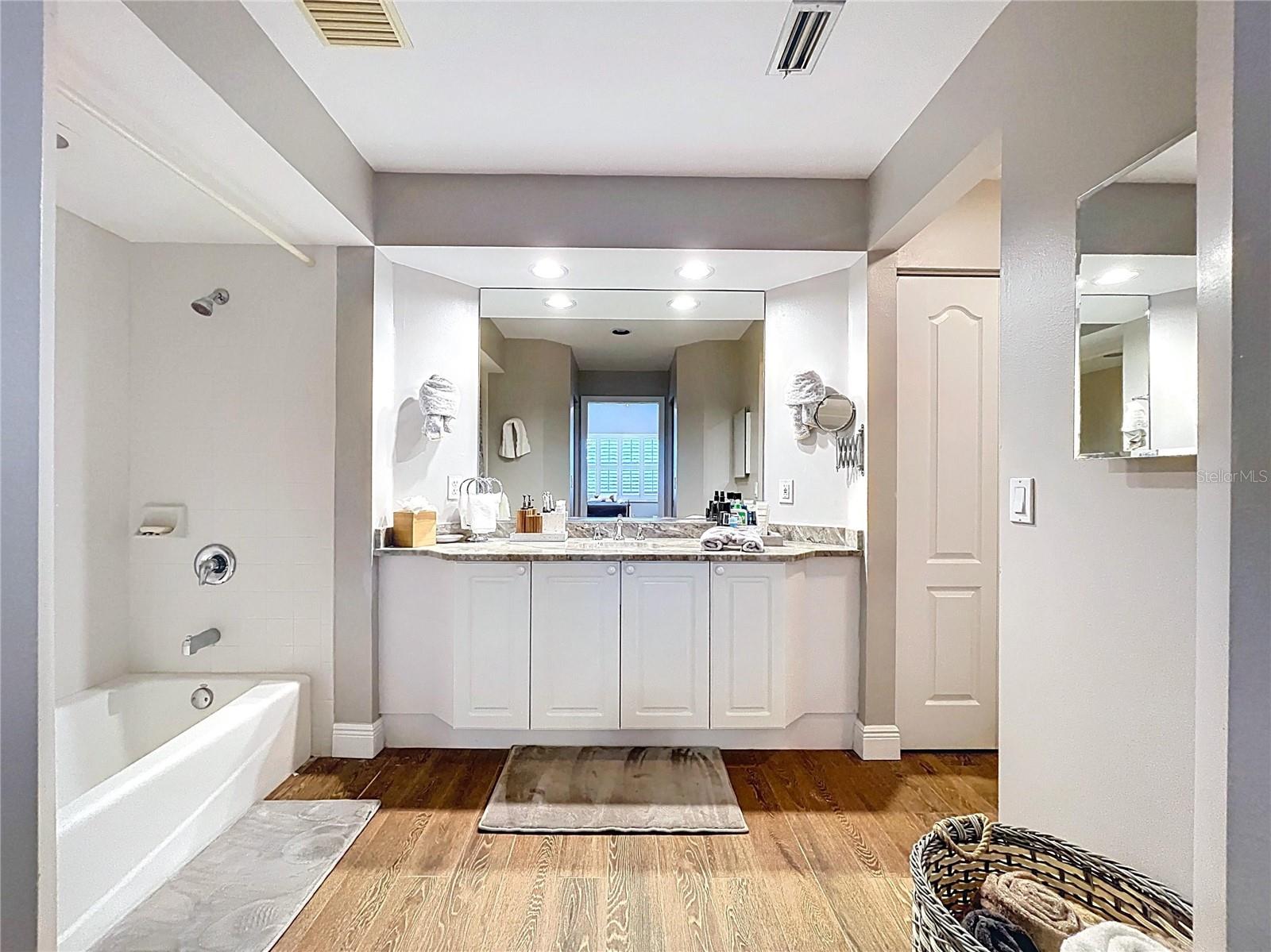 Image 23 of 56 For 3803 54th Drive W 102